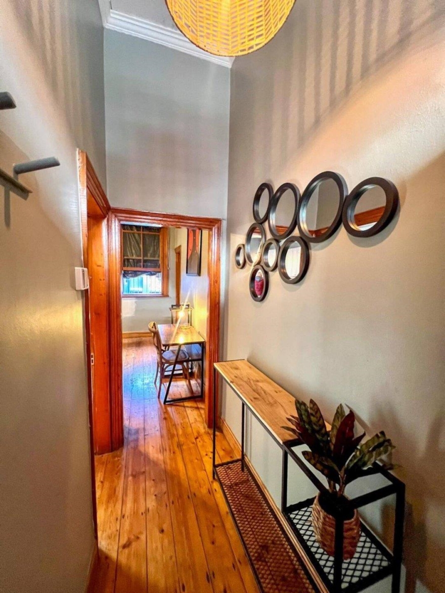 To Let 2 Bedroom Property for Rent in Woodstock Western Cape